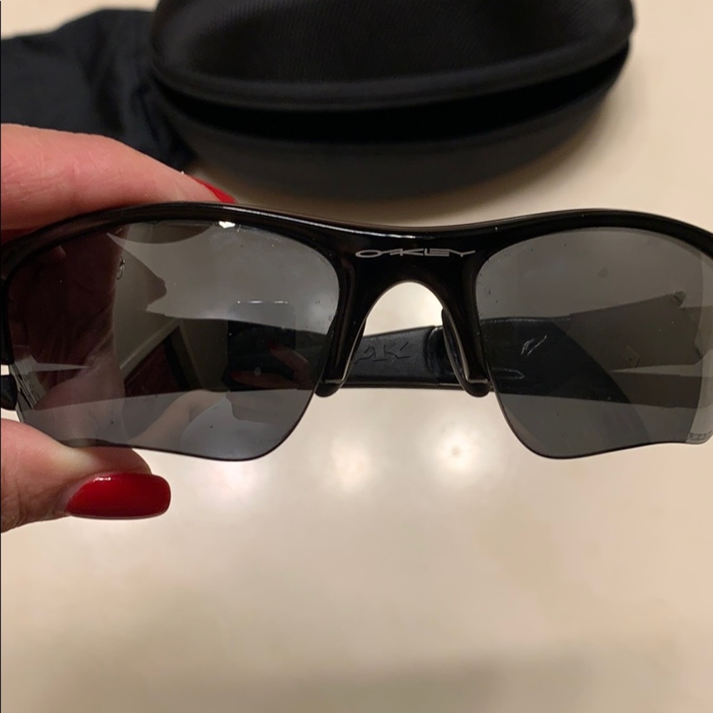 Oakley Sunglasses 🕶 with soft cloth and hard case